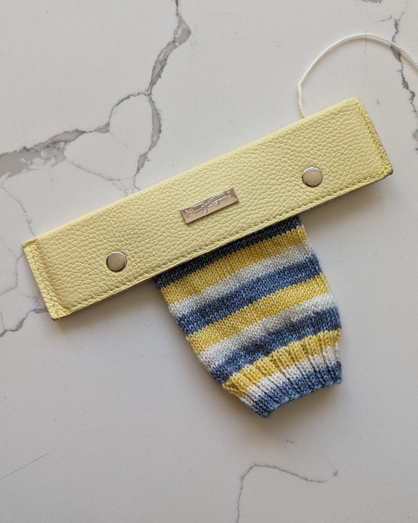 Cozy DPN holder - 6"
